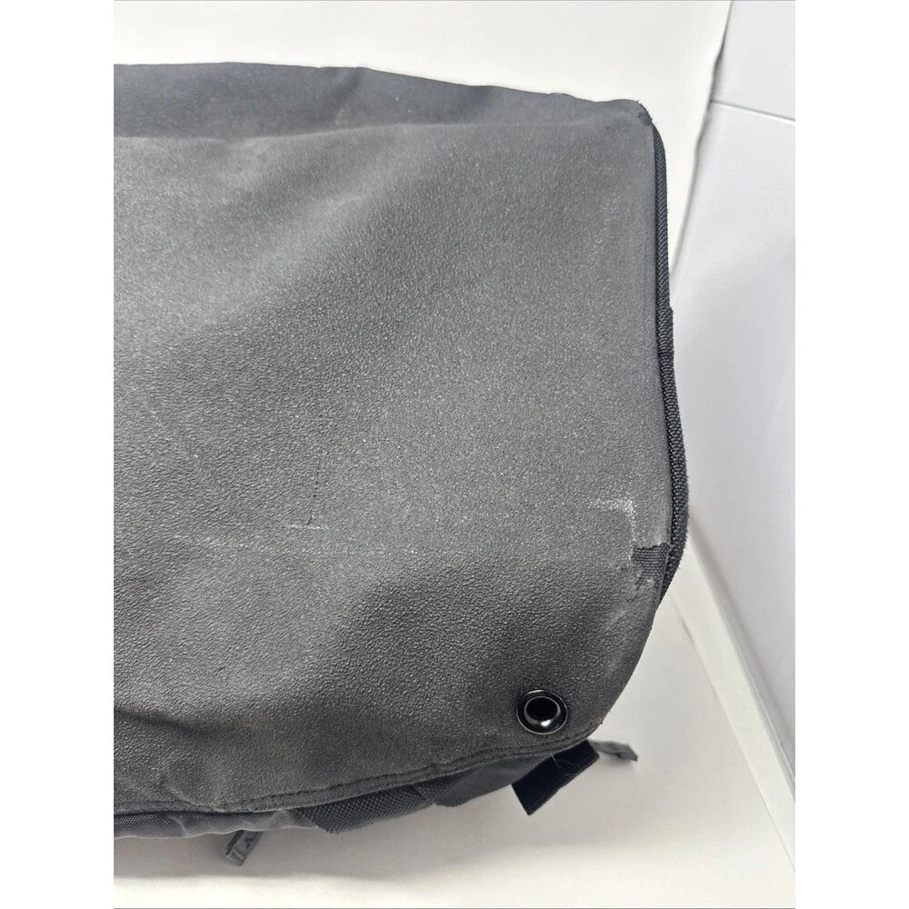 2010’s Oakley Heavy Payload Duffel Bag -  Black - Shoe Pocket NICE black large